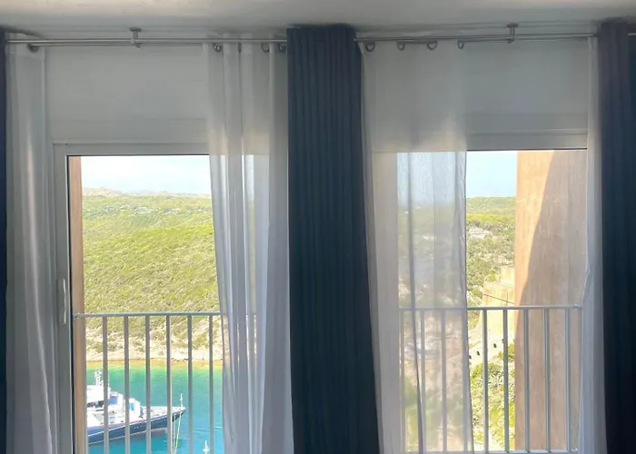 L'escale Privees Jfdl